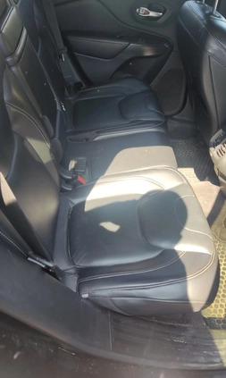 Jeep Cherokee cena 64900 przebieg: 218000, rok produkcji 2016 z Września małe 46